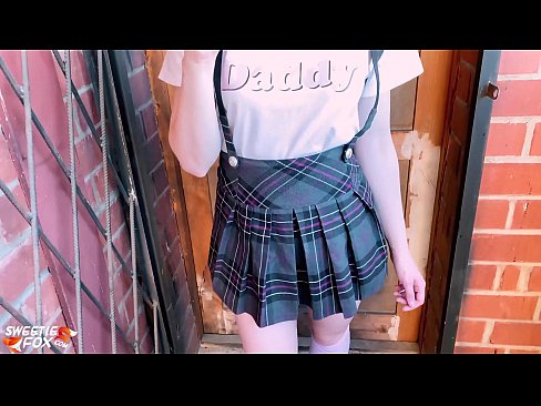 ❤️ Schoolgirl sûget har lul djip en neukt ynstee fan klassen. ️ Porno fb by wy