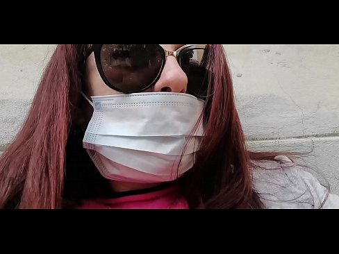❤️ Nicoletta krijt wraak op har buorman en plas yn syn garaazje (Special Covid19 Italian Quarantine) ️ Porno fb by wy