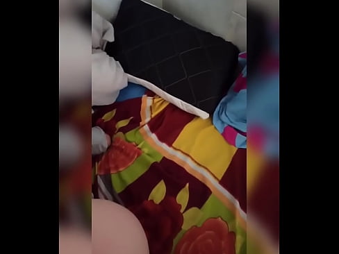 ❤️ Myn keamergenoat bliuwt allinnich thús want har man giet op fakânsje en ik nim de kâns oan om har te neuken en har kont fol mei molke ️ Porno fb by wy